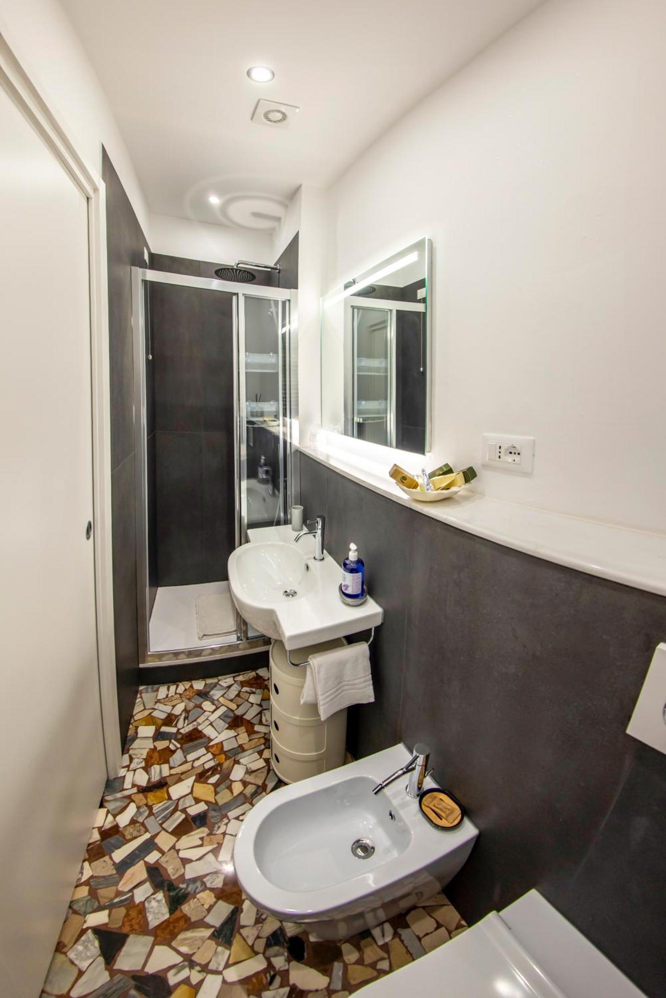 Al Mare 54 Luxury Guest House Lido di Camaiore Exteriör bild